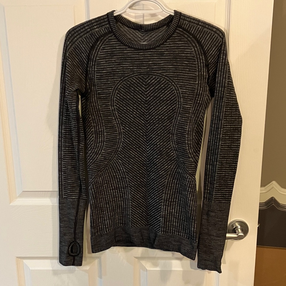 Lululemon Restless Pullover